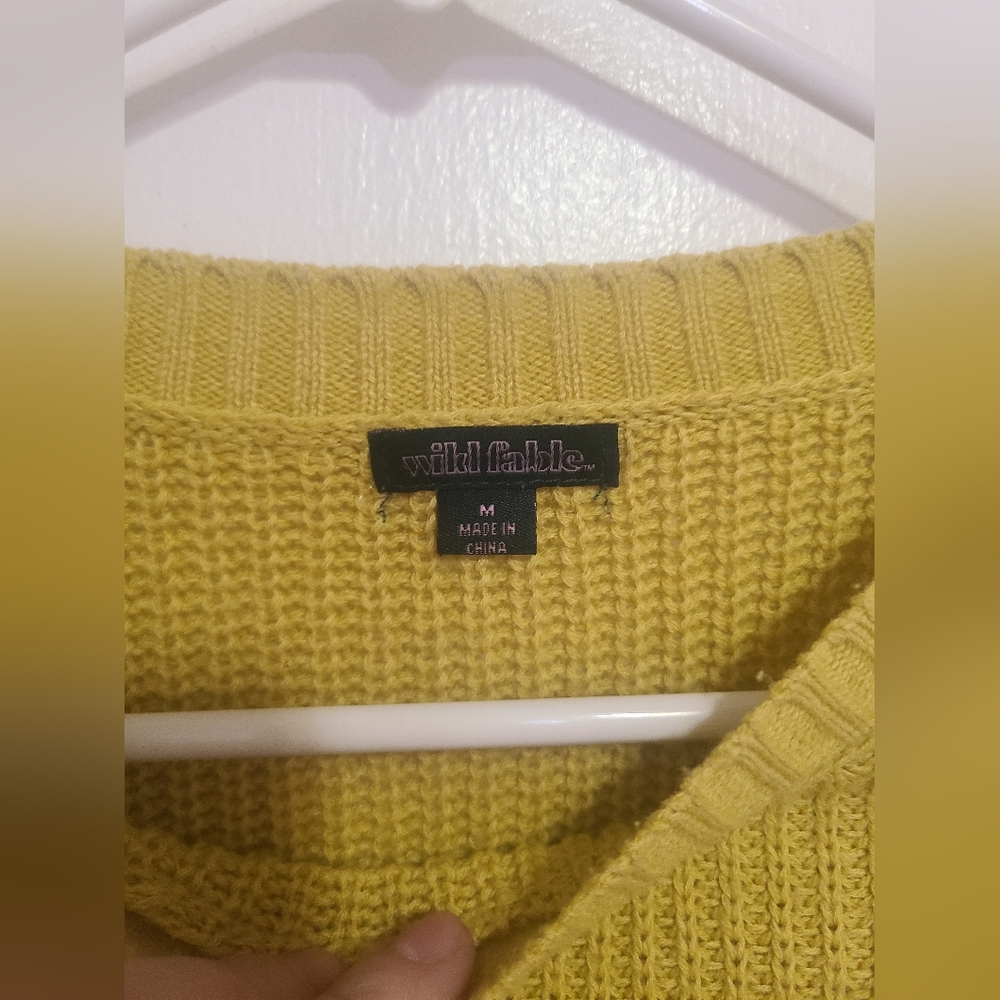 Sweater - Picture 2 of 2
